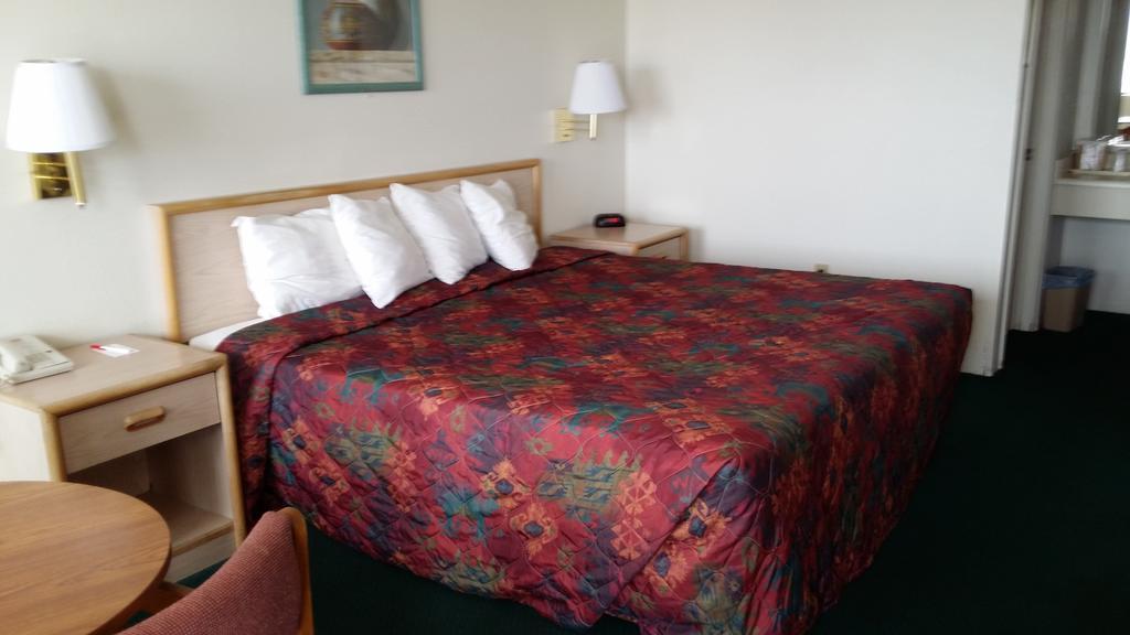 Greentree Inn Of Holbrook, Az Room photo